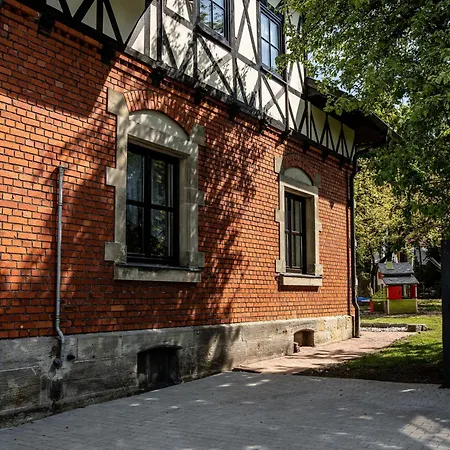 Alte Schule Spittelstein 1og Rechts *